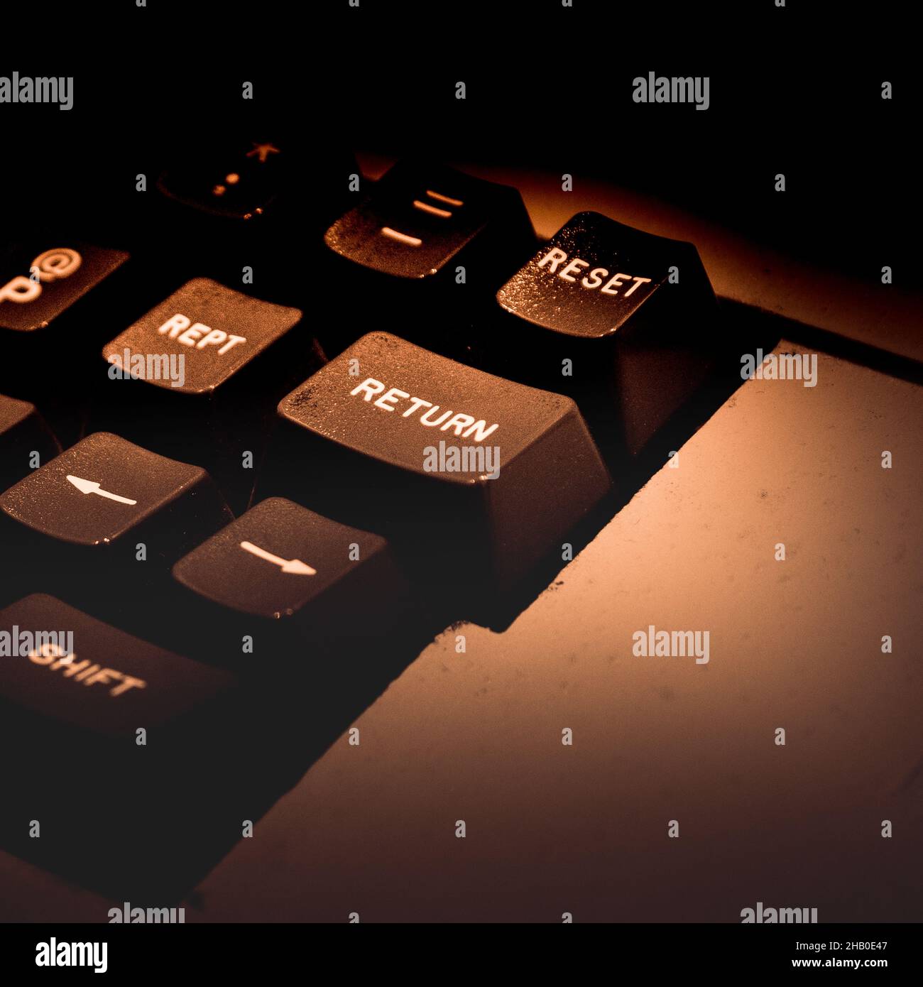 Montage créatif d'un clavier d'ordinateur Apple II au Musée national de l'informatique, Bletchley Park.Janvier 2017 Banque D'Images