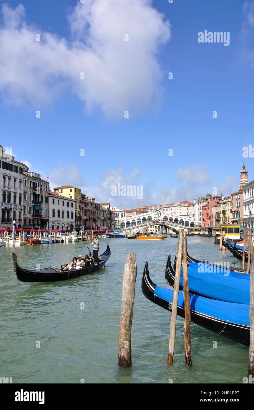 Télécabine sur le Grand Canal, Venise (Venise), région de Vénétie, Italie Banque D'Images