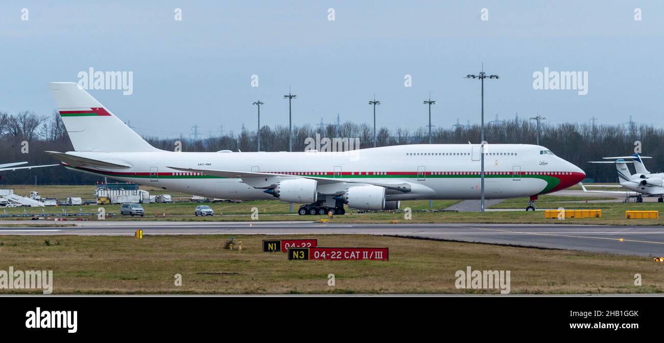 Aéroport de Stansted, Essex, A4O-HMS ROYAL VOL D'OMAN BOEING 747-8 Banque D'Images