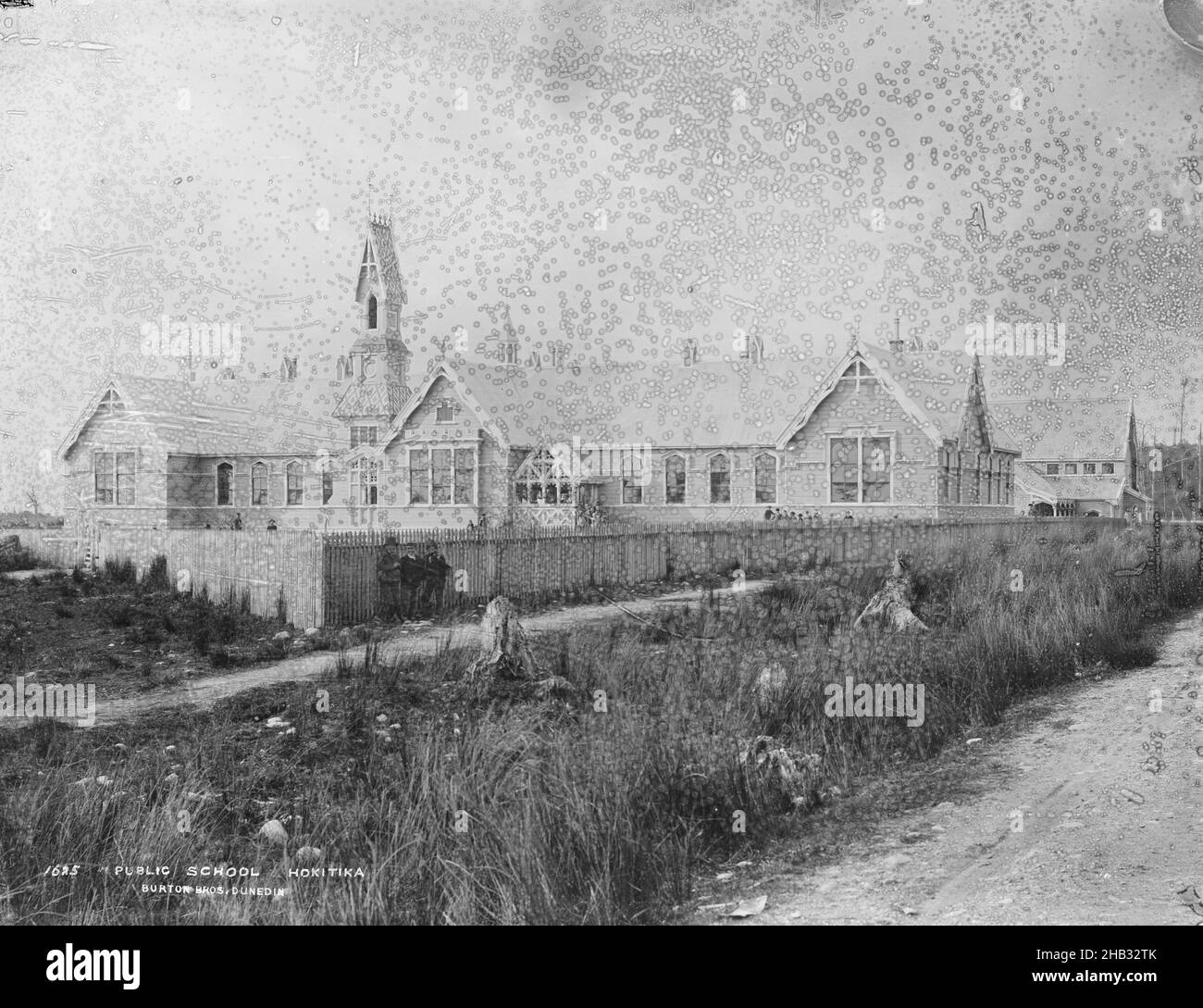 École publique, Hokitika, studio Burton Brothers, studio de photographie, vers 1880,Dunedin, photographie en noir et blanc, (deuxième série Banque D'Images
