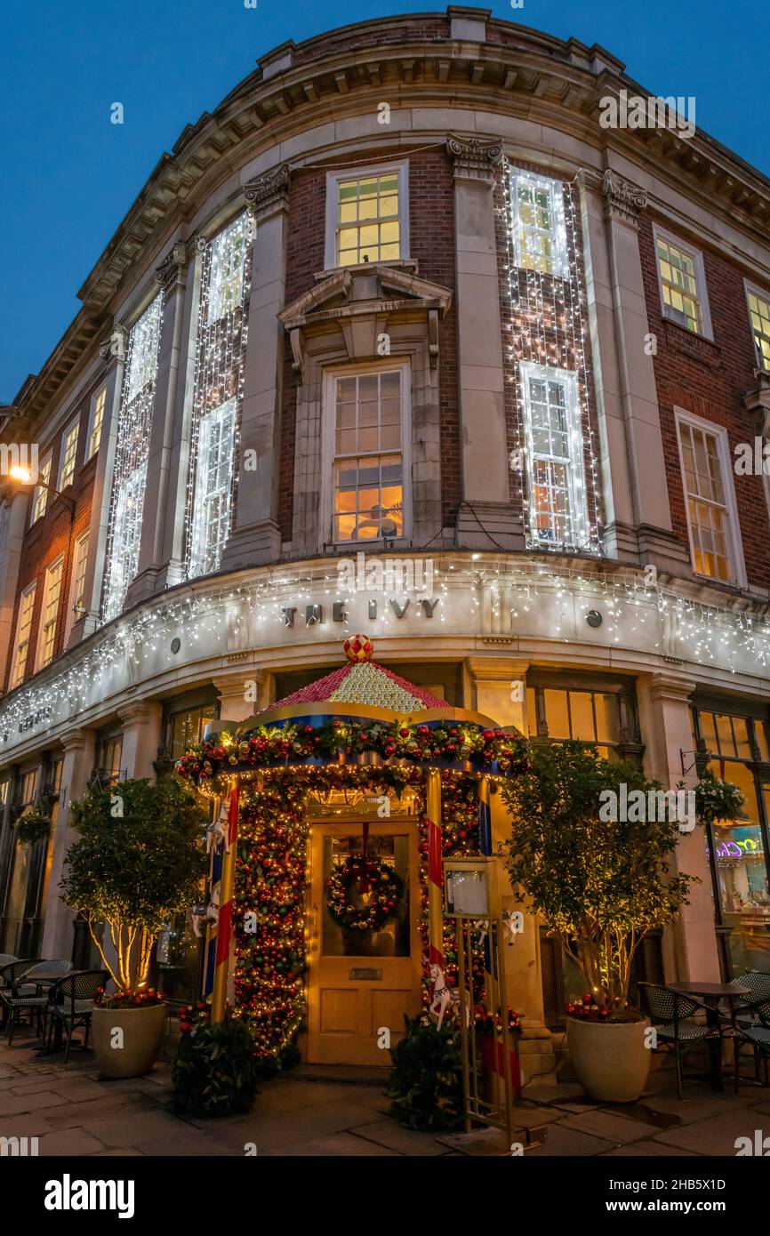 Lumières décoratives de Noël à York, Royaume-Uni Banque D'Images