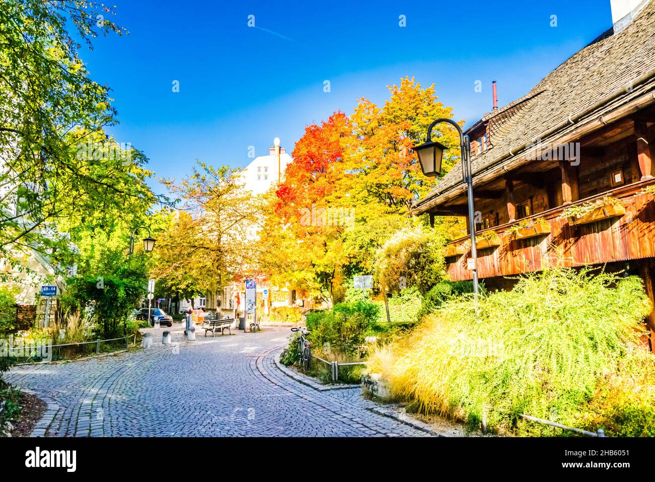 Vieux bâtiments historiques de la rue preysing en automne, Haidhausen Munich Banque D'Images