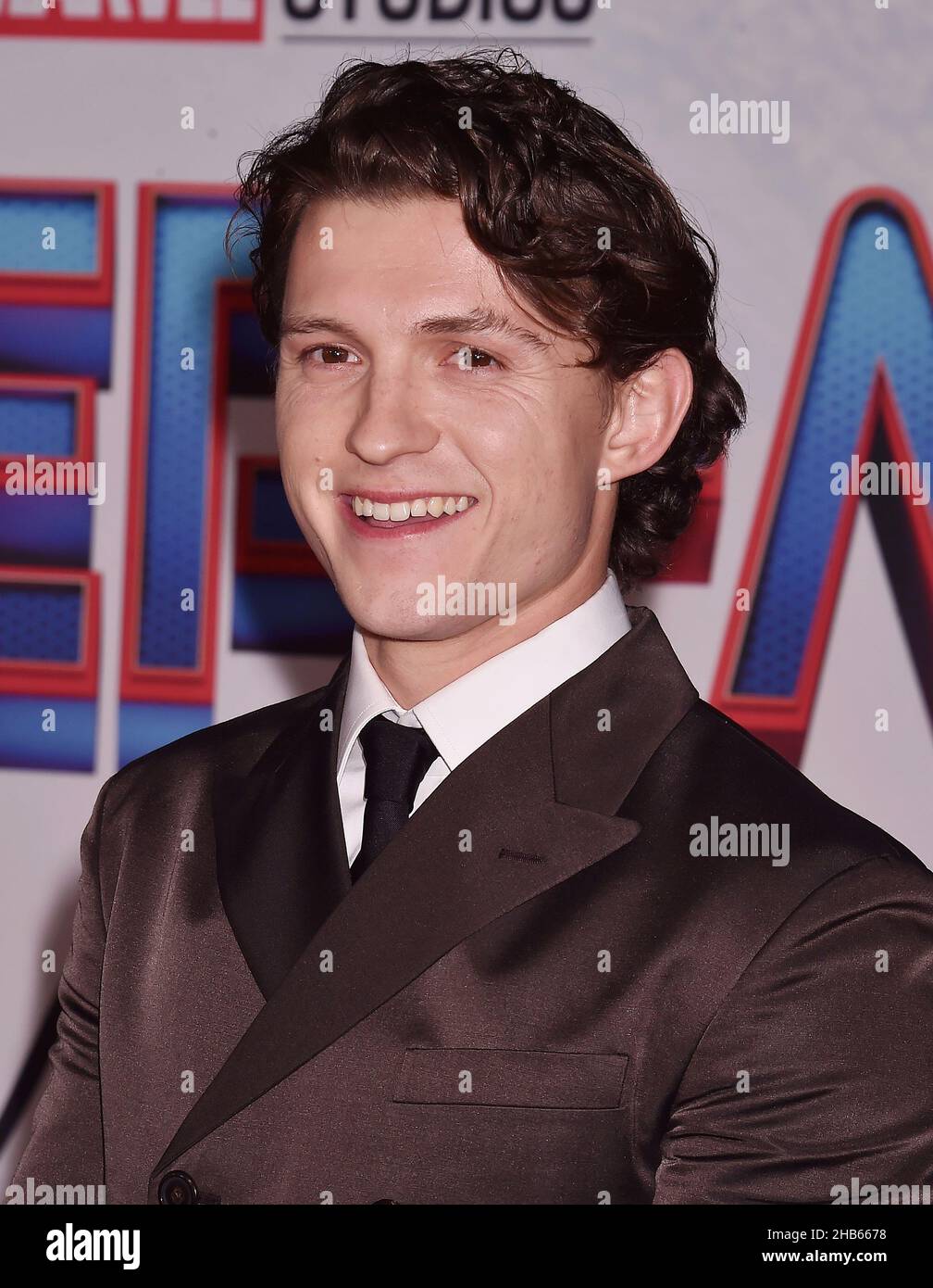 LOS ANGELES, CA - 13 DÉCEMBRE : Tom Holland assiste à la première de Sony Pictures « Spider-Man: No Way Home », à Los Angeles, au Regency Village Theatre, le 13 décembre 2021 à Los Angeles, en Californie. Banque D'Images