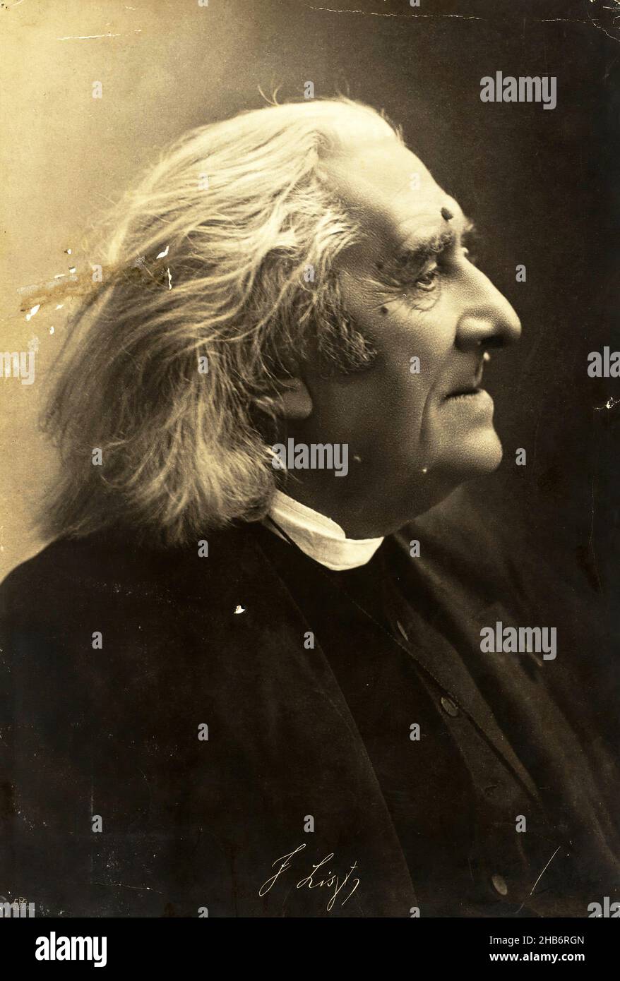 Portrait de Franz Liszt, compositeur (1811-1886), Portrait de Franz Liszt, compositeur (1811-1886)., Photographische Gesellschaft (attribué à), F.H.Rijshouwer (attribué à), c.1880 - po ou avant 1886, carton, collotype, hauteur 381 mm, largeur 262 mm Banque D'Images