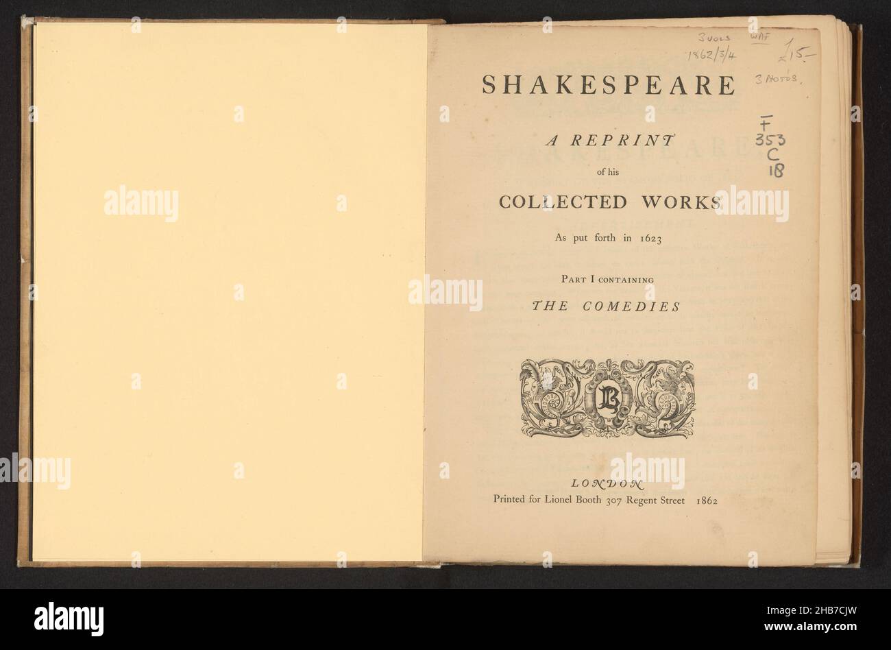 Shakespeare une réimpression de ses œuvres recueillies comme mis en avant en 1623 (titre sur objet), William Shakespeare (mentionné sur objet), éditeur: Lionel Booth (mentionné sur objet), Londres, 1862, papier, carton,impression, impression par albumine, hauteur 235 mm × largeur 183 mm × épaisseur 19 mm Banque D'Images