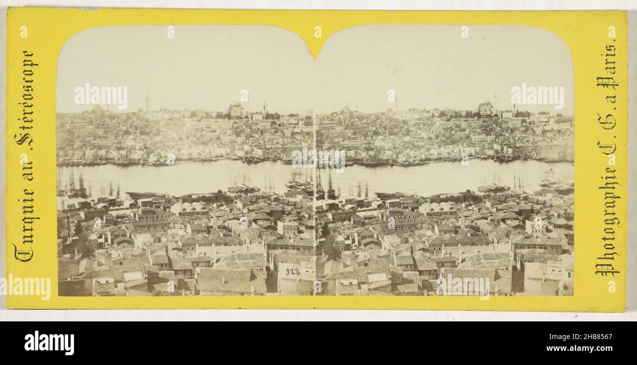 Bosphore à Istanbul, Panorama de Costantinople (titre sur objet), Turquie au Stéréoscope (titre sur objet), Charles Gaudin (mentionné sur objet), Istobel, 1861 - 1870, carton, papier,imprimé albumine, hauteur 84 mm × largeur 174 mm Banque D'Images