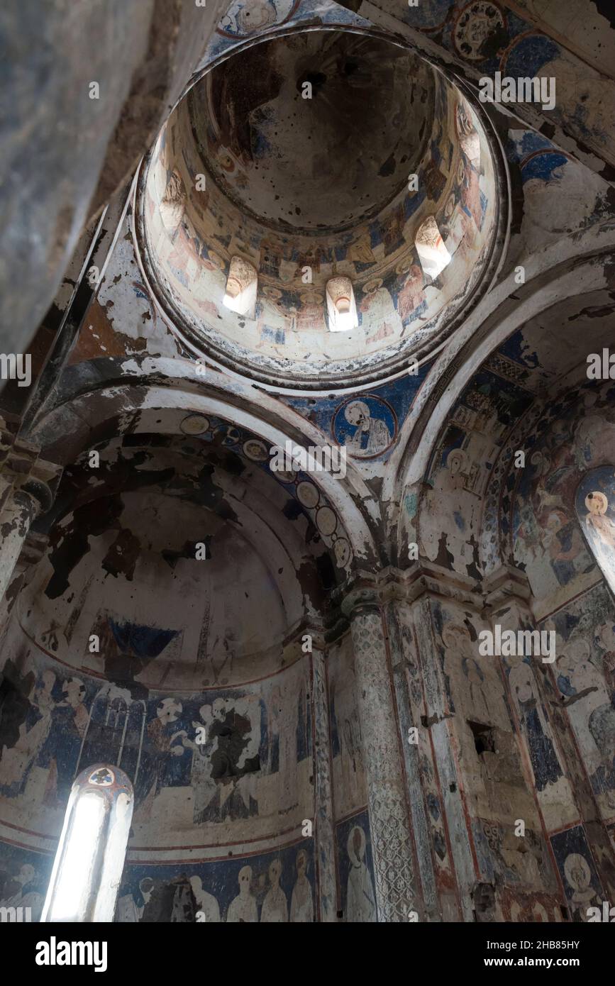 Intérieur de l'église Saint Grégoire des Honents du Tigran dans la ville arménienne médiévale en ruines Ani est maintenant situé dans la province de Kars en Turquie. Banque D'Images