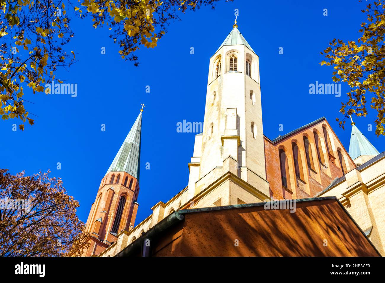 L'église Saint-Johann-le-Baptiste est une église catholique romaine dans le quartier de Haidhausen à Munich. Banque D'Images