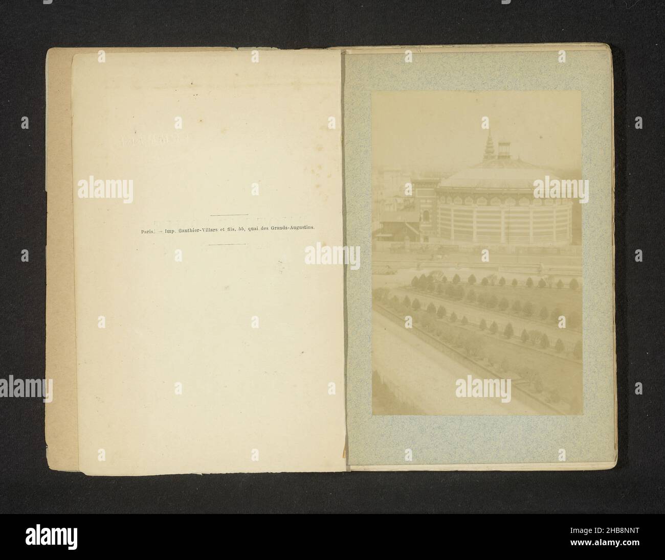 Vue de l'Esplenade des Invalides à Paris, anonyme, Paris, c.1886 - avant 1891, support photographique, imprimé albumine, hauteur 143 mm × largeur 93 mm Banque D'Images