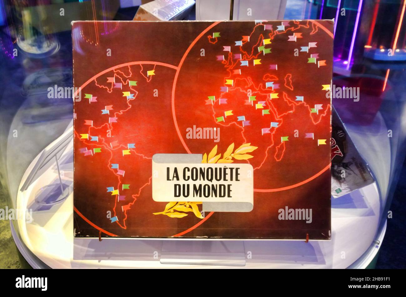 Rochester, New York, Etats-Unis.16 décembre 2021.la Conquete du monde , un jeu vintage subventionné par l'écrivain et producteur français Albert Lamoriss en 1 Banque D'Images