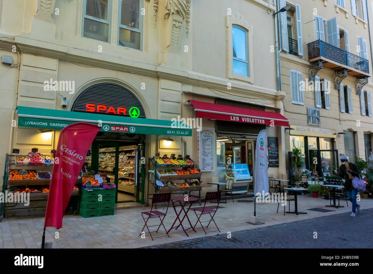 Marseille, France, scènes de rue, rangée de façades de magasins, magasin de supermarché, extérieur Banque D'Images