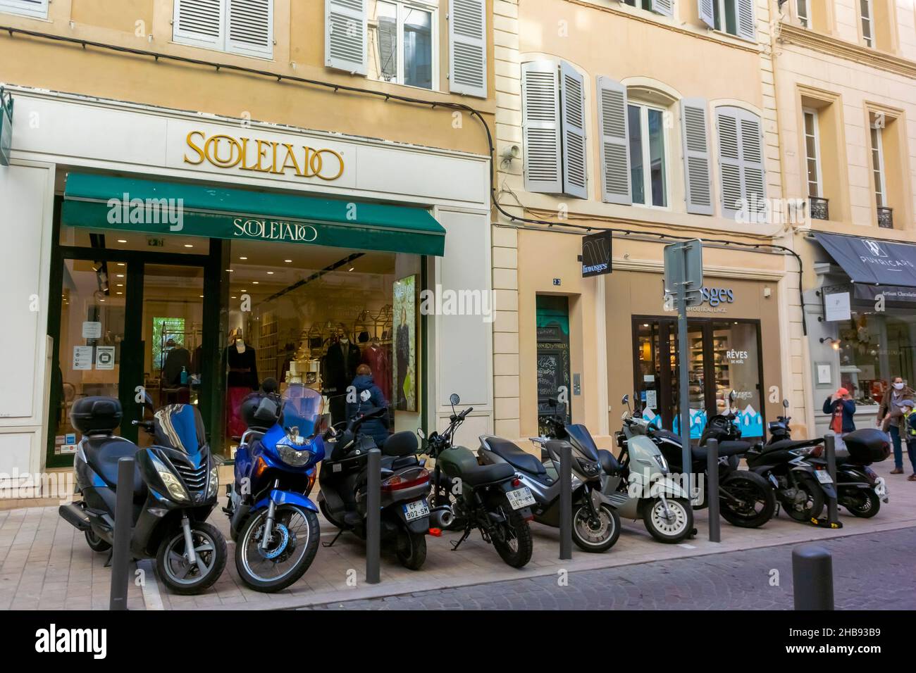 Marseille, France, Street Scenes, Row Store front in Old Town Centre, 'Souleiado' concept Store Banque D'Images