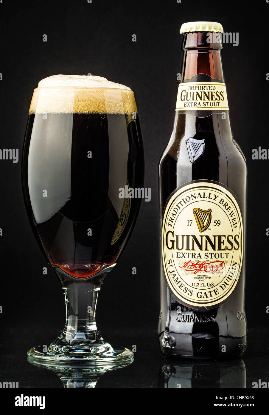 Extra Stout Guinness   Simsbury, Connecticut, USA Banque D'Images