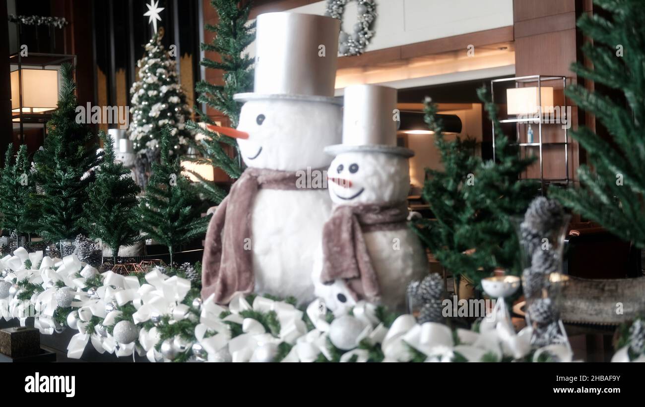 Carottes nez Snowman Noël décorations J W Marriott lobby Sukhumvit Road Bangkok Thaïlande Banque D'Images