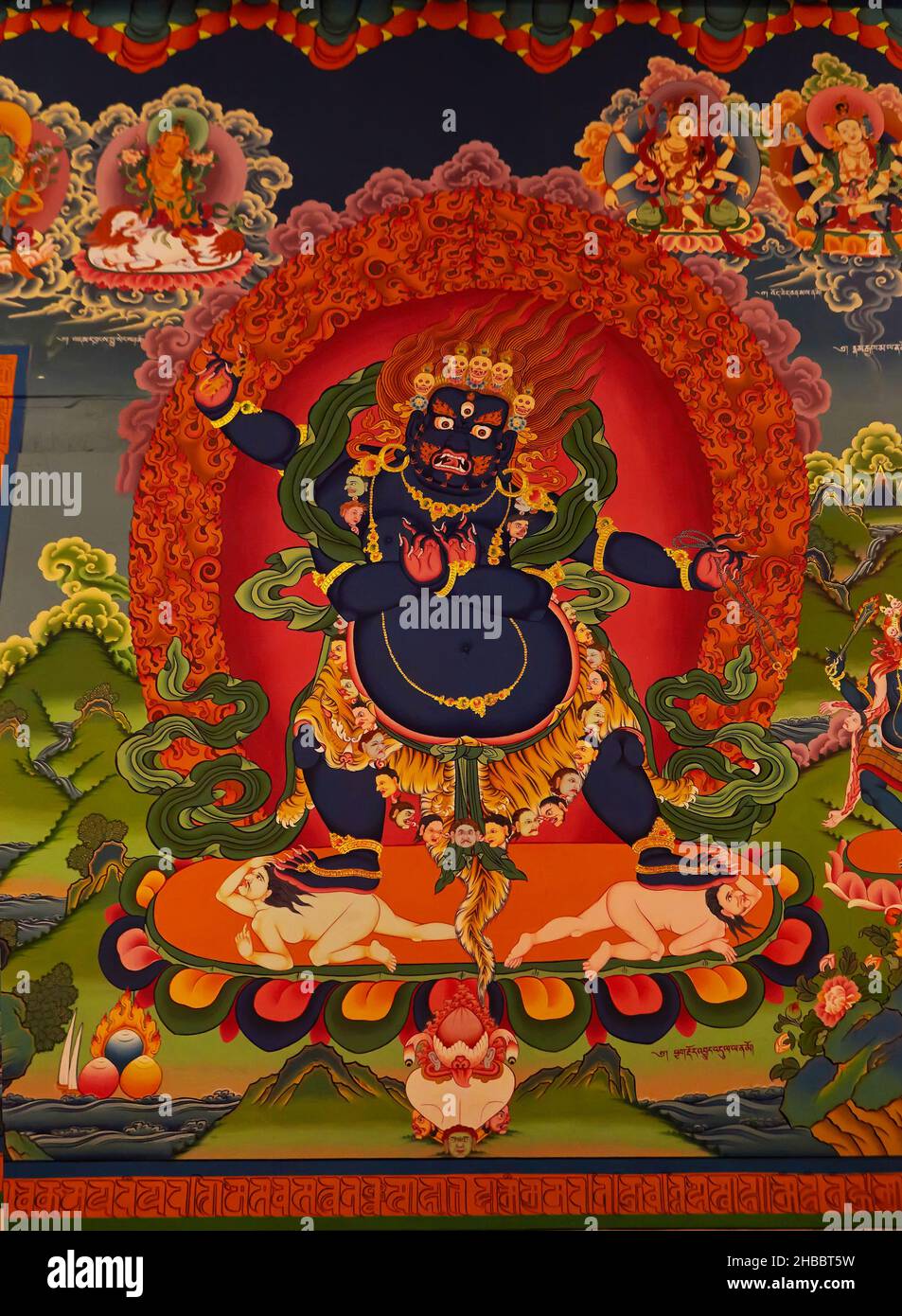 Ladakh, Inde.juillet 2017.Mahakala.peintures murales à quatre armes sur le bouddhisme tantrique (enseignements tantriques de Vajrayana) dans le monastère de Hemis Banque D'Images