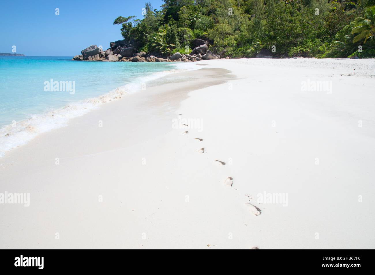 Célèbre plage d'Anse Georgette sur l'île de Praslin, Seychelles Banque D'Images