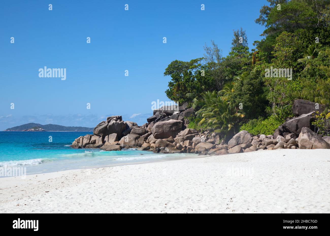 Célèbre plage d'Anse Georgette sur l'île de Praslin, Seychelles Banque D'Images