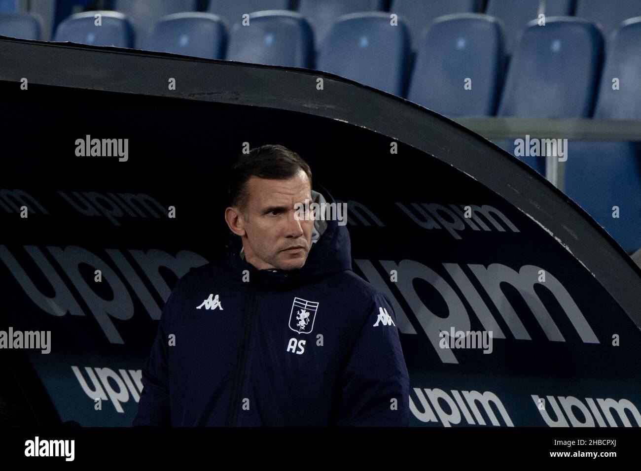 Rome, Italie.17th décembre 2021.Andriy Shevchenko entraîneur de Gênes en action pendant la série italienne Un match de football entre SS Lazio et Gênes CFC au stade olympique.Credit: Cosimo Martemucci / Alamy Live News Banque D'Images