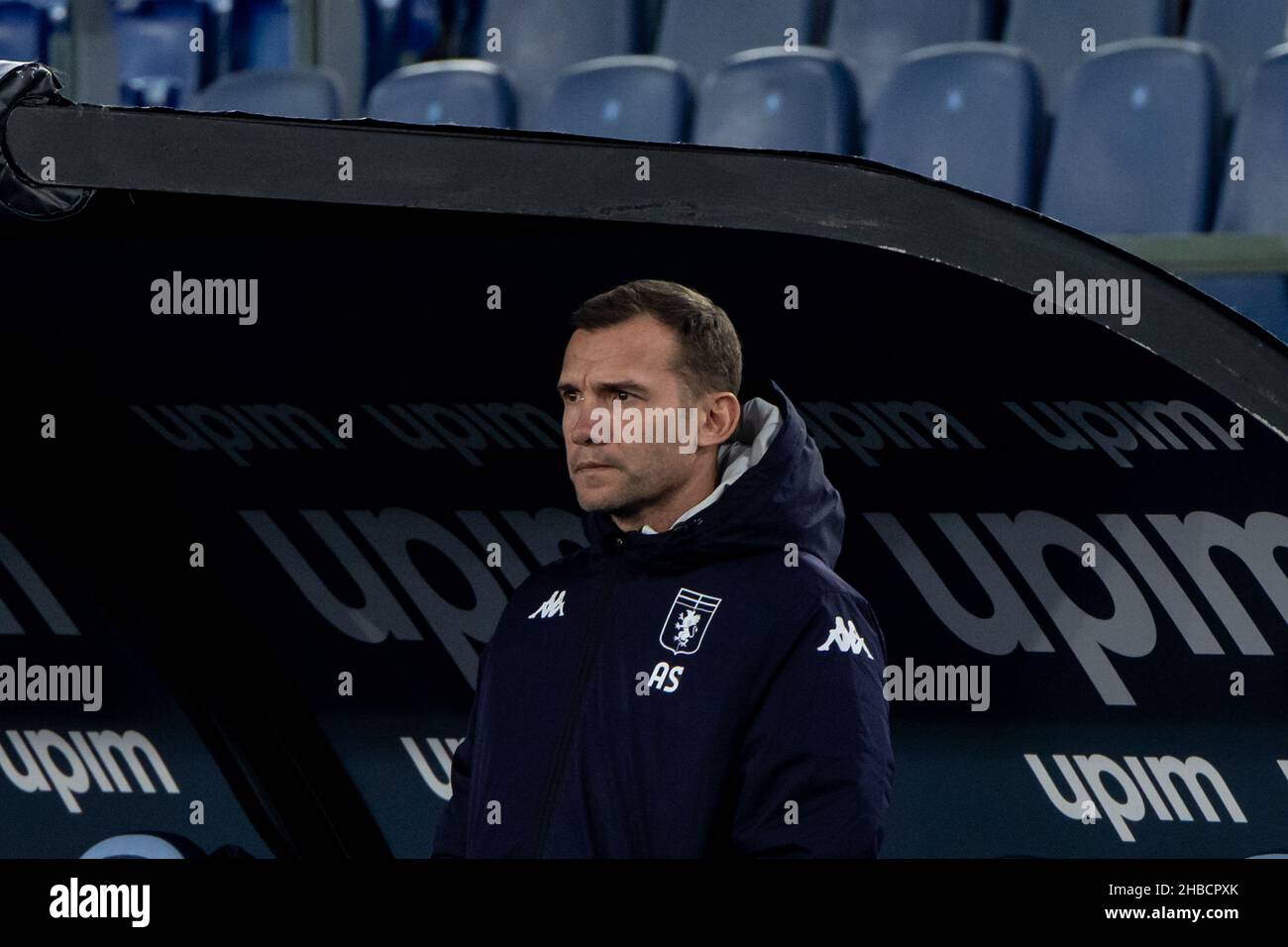 Rome, Italie.17th décembre 2021.Andriy Shevchenko entraîneur de Gênes en action pendant la série italienne Un match de football entre SS Lazio et Gênes CFC au stade olympique.Credit: Cosimo Martemucci / Alamy Live News Banque D'Images