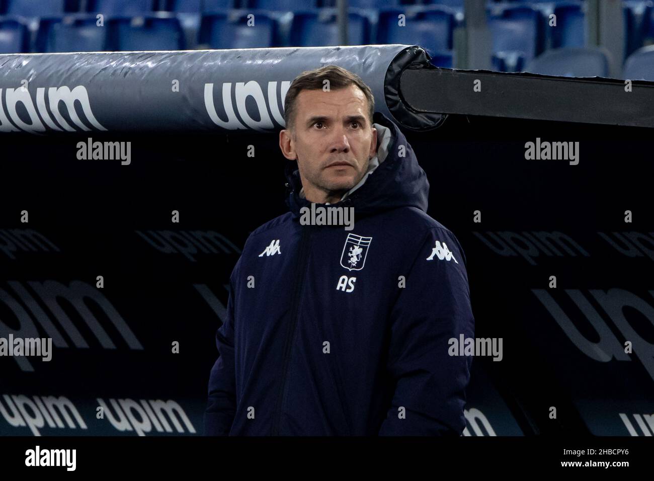 Rome, Italie.17th décembre 2021.Andriy Shevchenko entraîneur de Gênes en action pendant la série italienne Un match de football entre SS Lazio et Gênes CFC au stade olympique.Credit: Cosimo Martemucci / Alamy Live News Banque D'Images