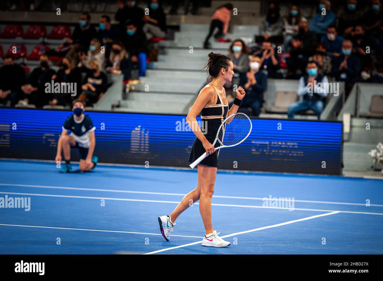 Alize Lim de France lors de l'Open de Rouen 2021, demi-finale du match de  tennis contre Arantxa Rus des pays-Bas le 18 décembre 2021 à Kindarena à  Rouen, France - photo Ludovic