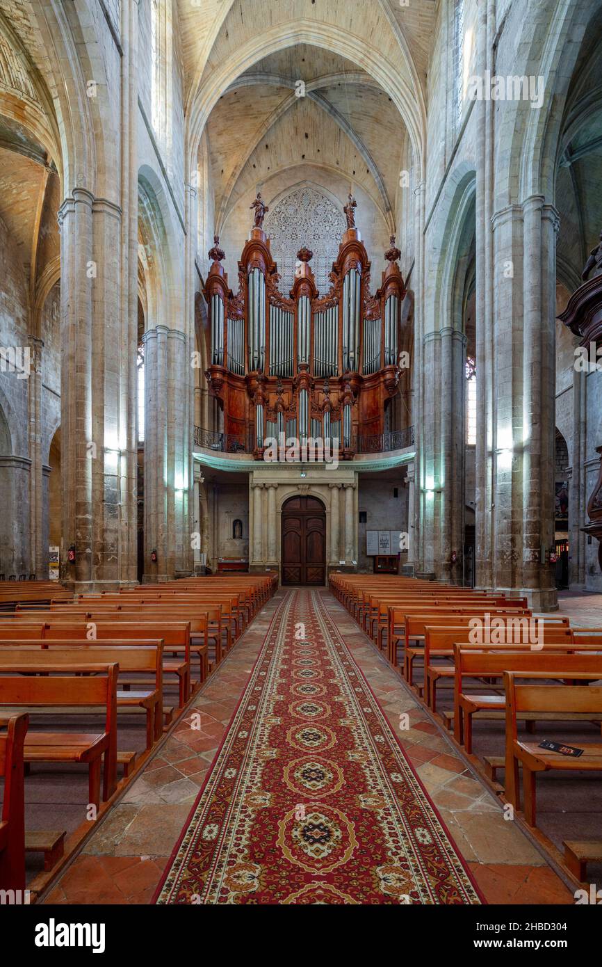 France, Var (83) Saint-Maximin-la-Sainte-Baume, orgue Isnard de la basilique Sainte-Marie-Madeleine, commencé en 1295 et achevé en 1532, est le mois Banque D'Images