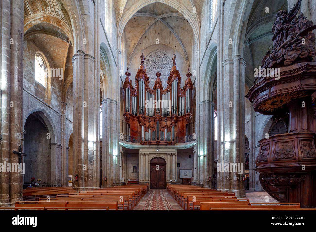 France, Var (83) Saint-Maximin-la-Sainte-Baume, orgue Isnard de la basilique Sainte-Marie-Madeleine, commencé en 1295 et achevé en 1532, est le mois Banque D'Images