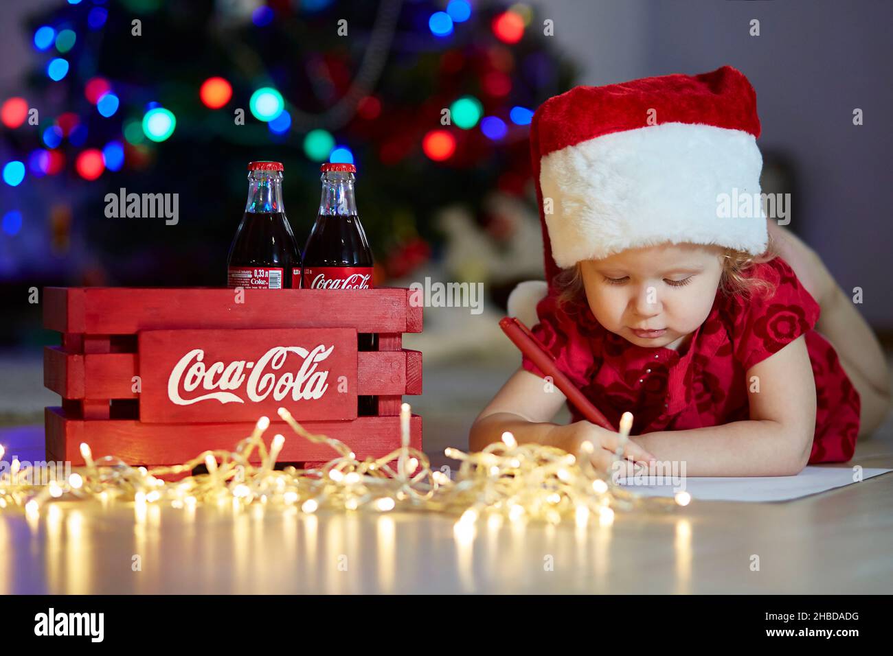 Coca cola kid Banque de photographies et d'images à haute résolution - Alamy