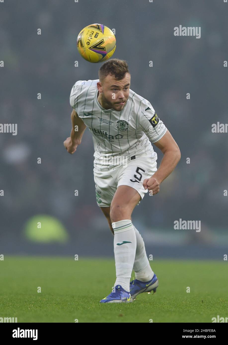 Glasgow, Écosse, 19th décembre 2021.Ryan Porteous de Hibernian lors du match de la coupe Premier Sports à Hampden Park, Glasgow.Le crédit photo devrait se lire: Neil Hanna / Sportimage Banque D'Images