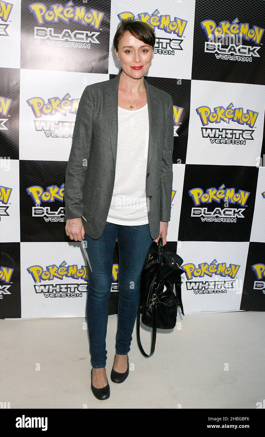 Keeley Hawes participe au lancement de nouveaux jeux Pokemon pour la console DS au No 1 Leicester Square le 3 mars 2011 à Londres Banque D'Images