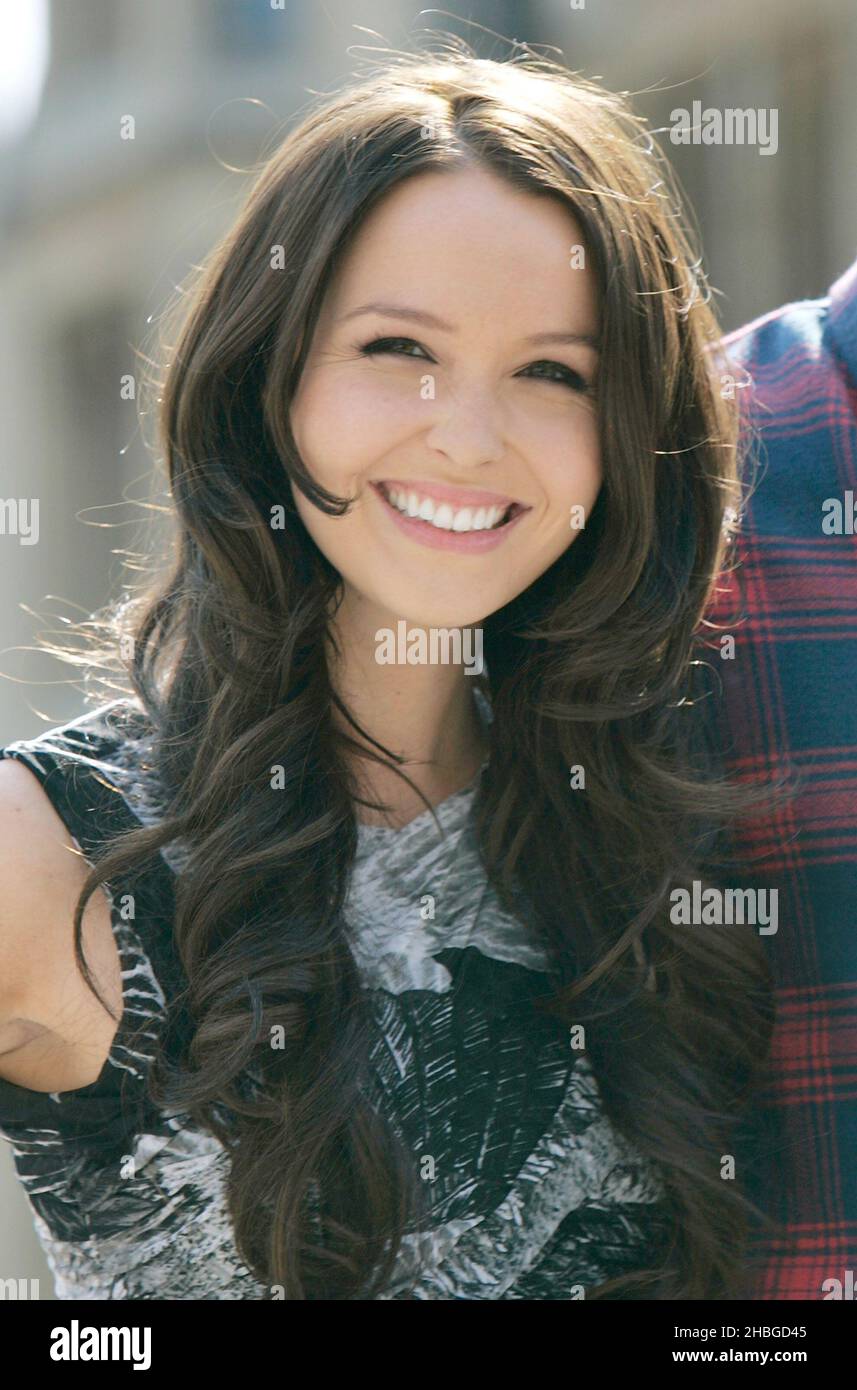 Camilla Luddington arrive à Londres pour promouvoir la sortie DVD de William et Kate: The Movie. Banque D'Images