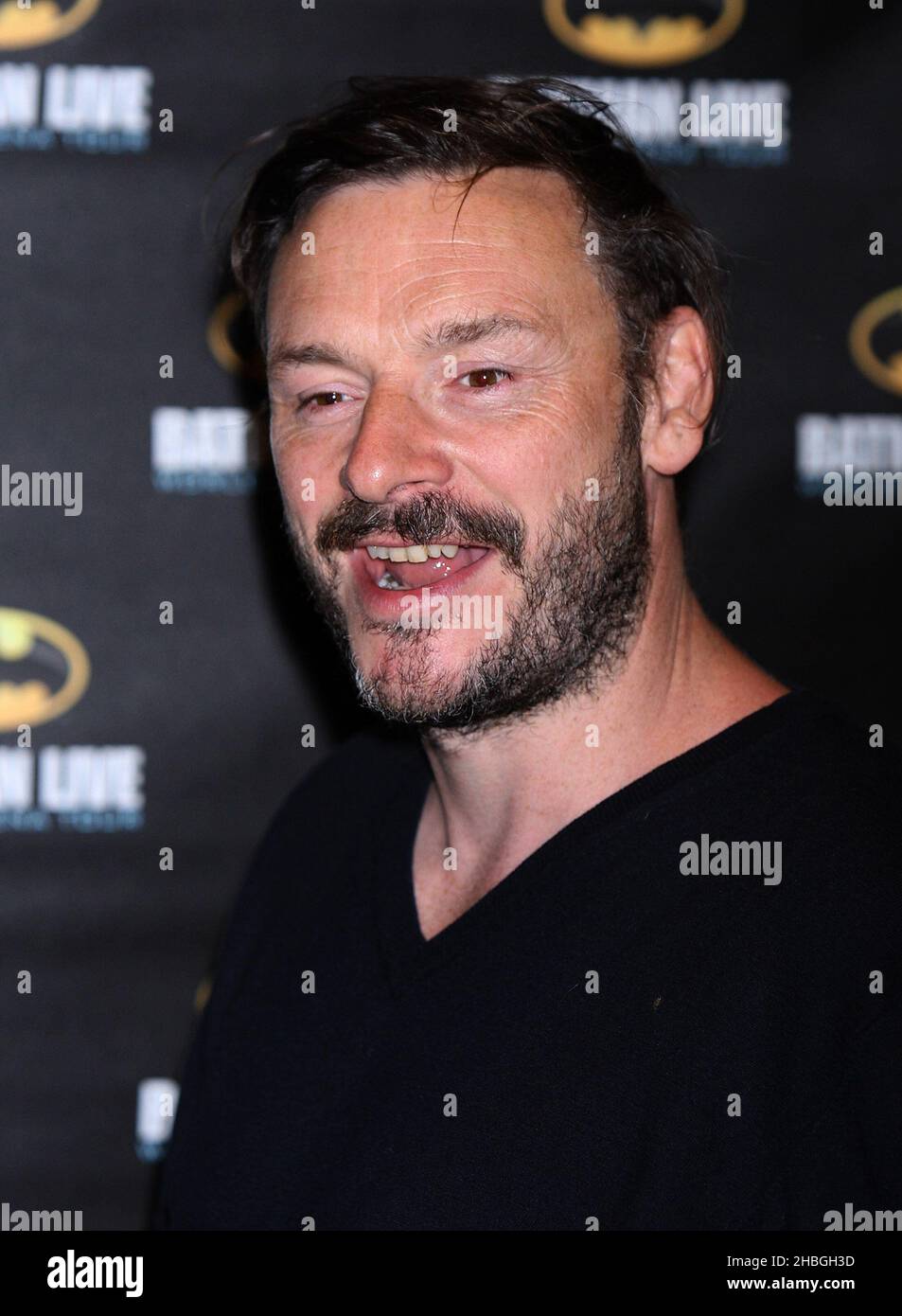 Julian Barratt, du Mighty Boosh, participe à la Batman Live Gala Performance à O2 Arena, Londres. On, 24August,2011. Banque D'Images