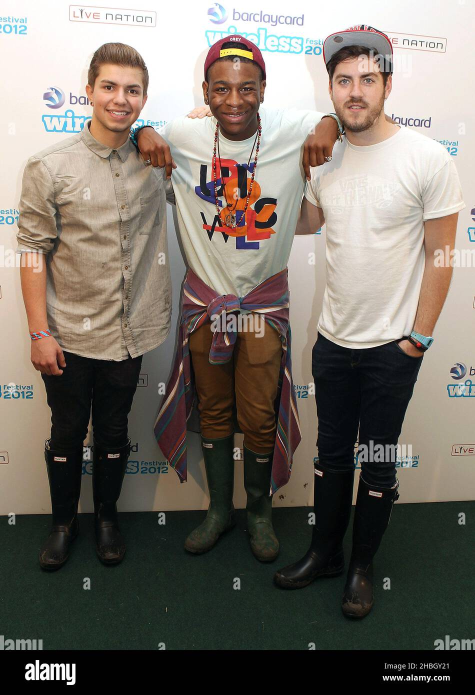 (De gauche à droite) Sonny Jay, te Eugene Qhairo et Eddie Brett des adorables Rogues posent sur les coulisses du 3 e jour du Barclaycard Wireless Festival à Hyde Park à Londres. Banque D'Images