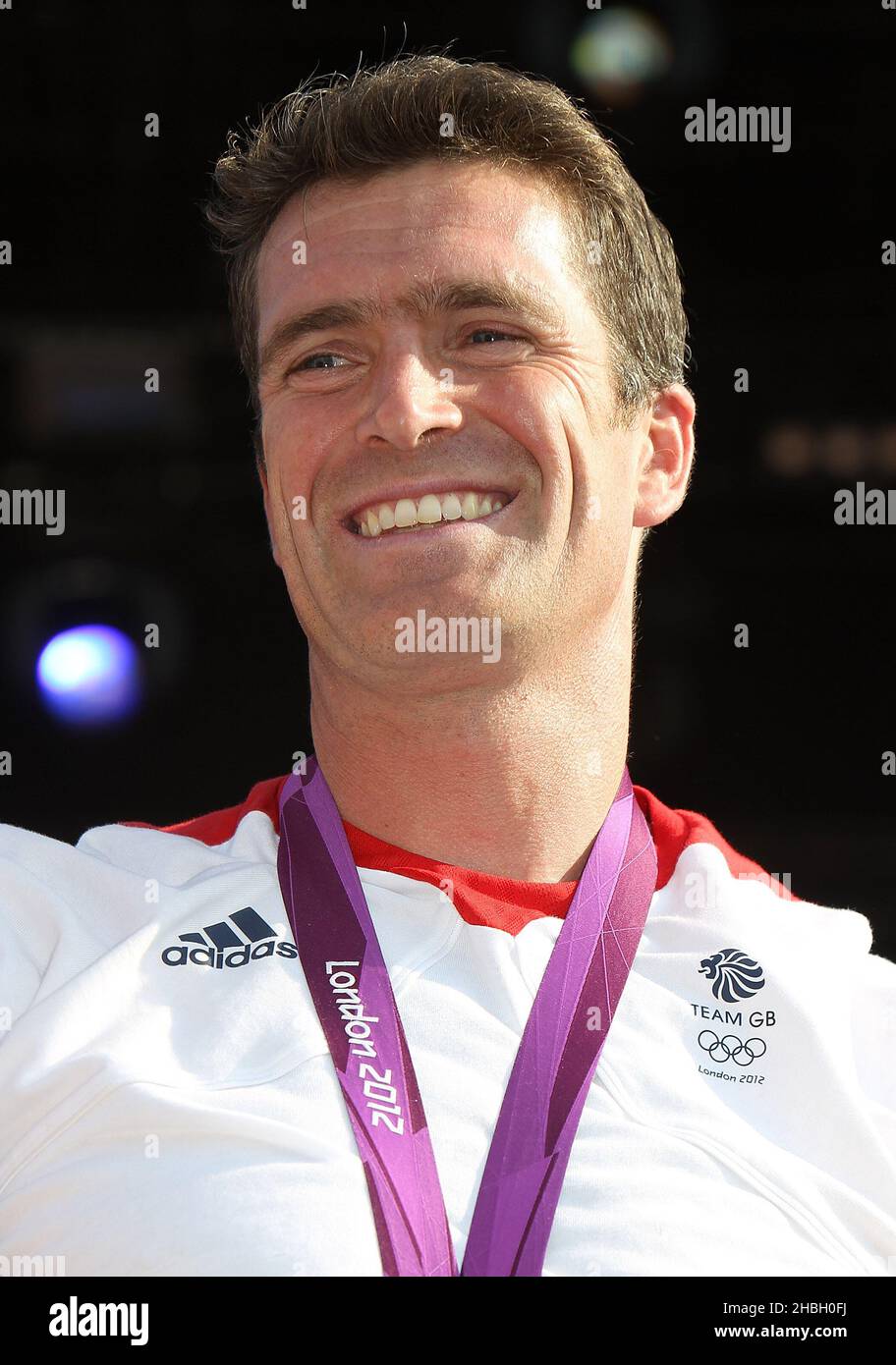 George Nash, médaillé d'or olympique de l'aviron de la paire de hommes, assiste au concert BT London Live célébrant les Jeux Olympiques de Londres 2012 à Hyde Park, dans le centre de Londres. Banque D'Images