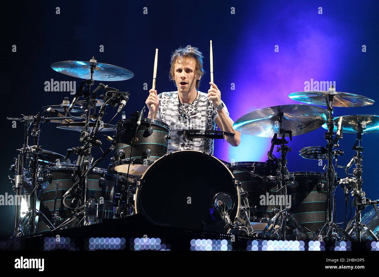 Dominic Howard De Muse Se Produit Sur Scene A L Arena 02 De Londres Photo Stock Alamy