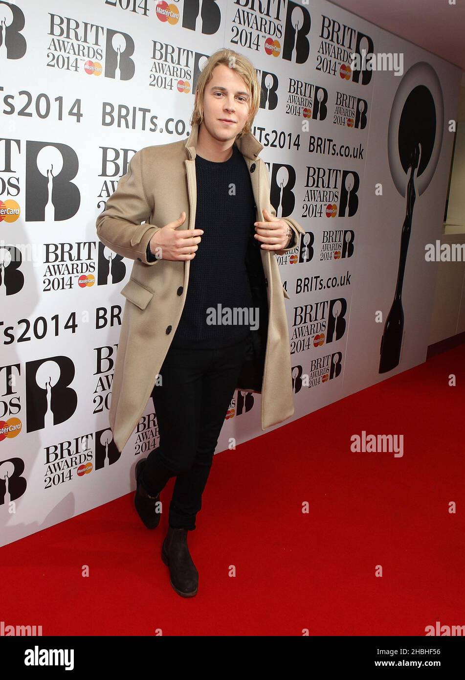 Tom Odell assiste aux nominations Brit Awards 2014 aux studios ITV à Londres. Banque D'Images