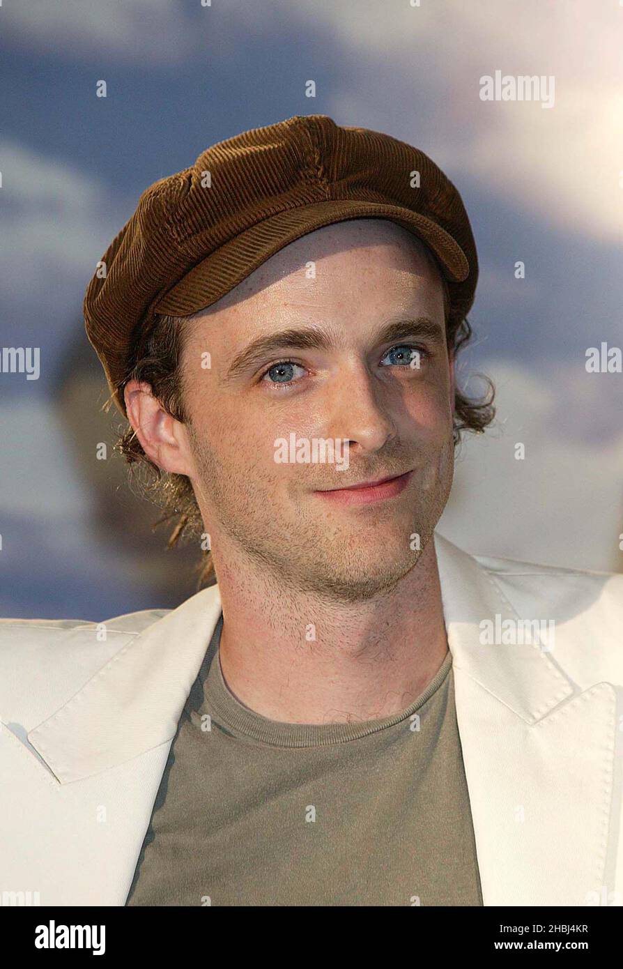 Fran Healy de Travis tête tourné au MTV Press Launch for Road to Edinburgh au Royal Festival Hall de Londres. Banque D'Images