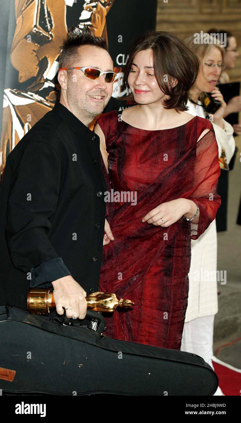 LONDRES - 26 MAI : Nigel Kennedy à la cinquième édition annuelle des « Classical Brit Awards » au Royal Albert Hall le 26 mai 2004 à Londres. Banque D'Images