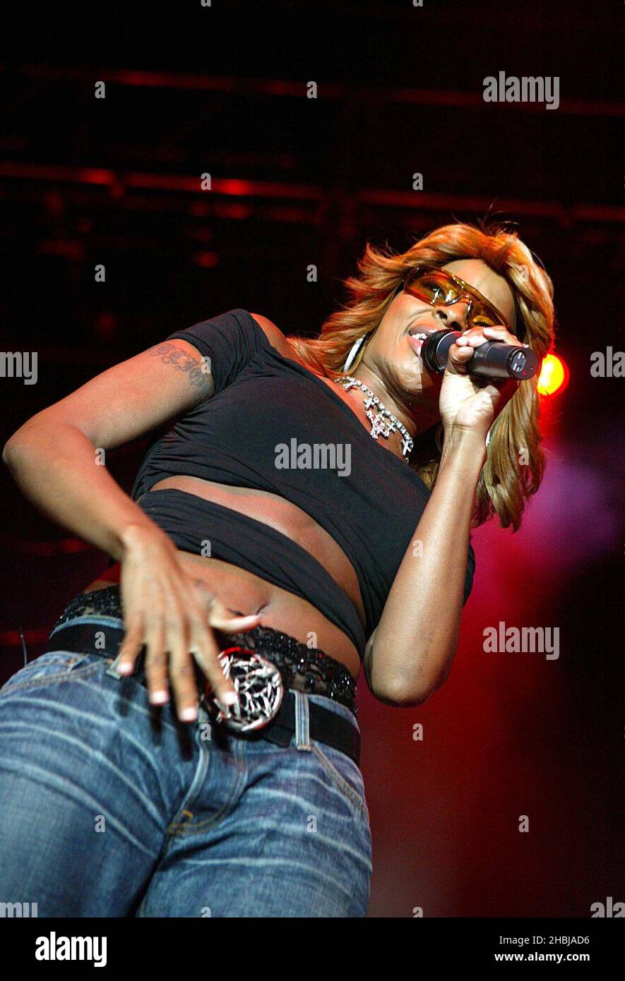 Mary J Blige se produit lors de son « Love & Life Tour » au Wembley Arena de Londres. Banque D'Images