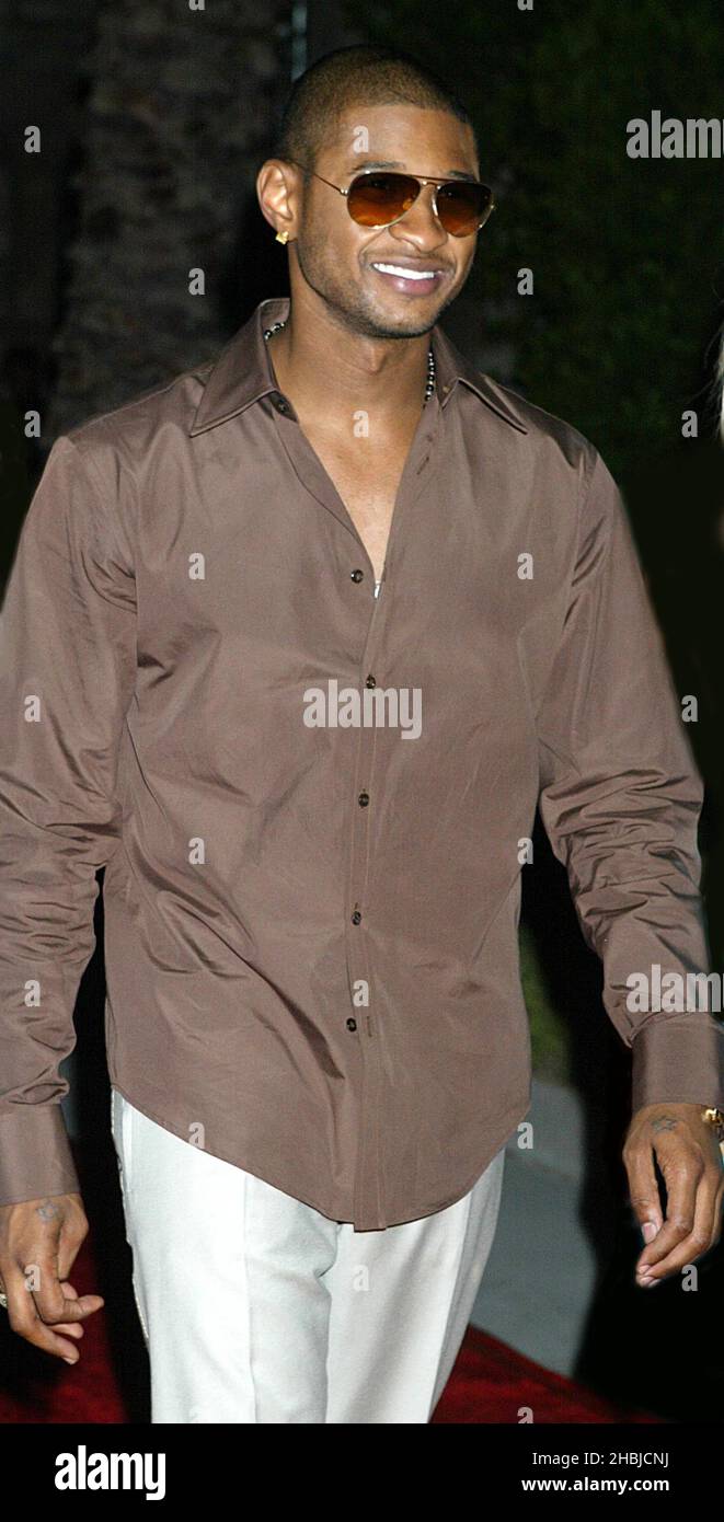 Usher arrive au Clive Davis Dinner Party avant les World Music Awards au restaurant Crustacea à l'Aladdin Hotel de Las Vegas, aux États-Unis. Banque D'Images