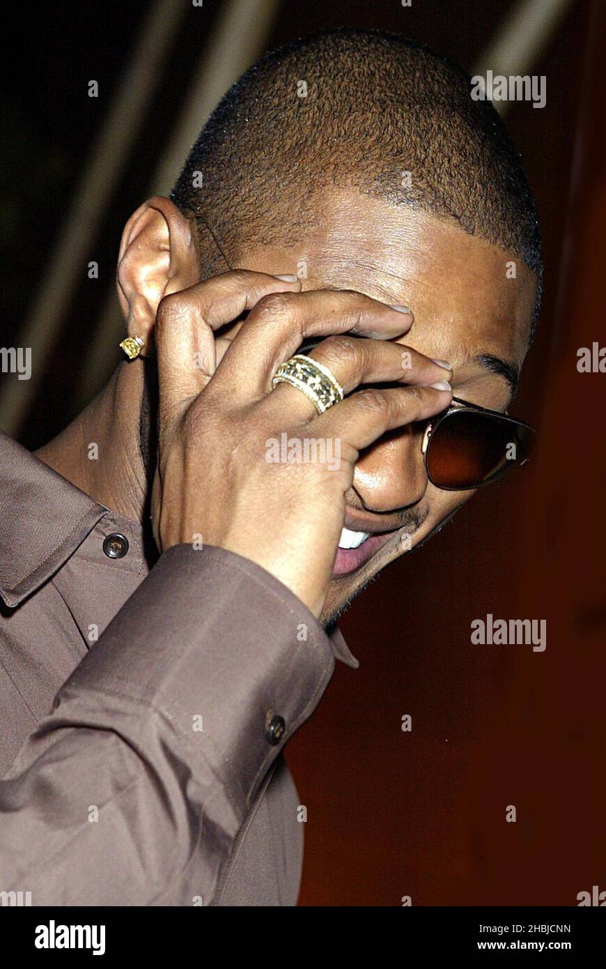 Usher arrive au Clive Davis Dinner Party avant les World Music Awards au restaurant Crustacea à l'Aladdin Hotel de Las Vegas, aux États-Unis. Banque D'Images