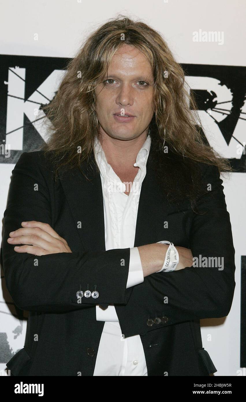 Sebastian Bach de Skid Row arrivant. Banque D'Images