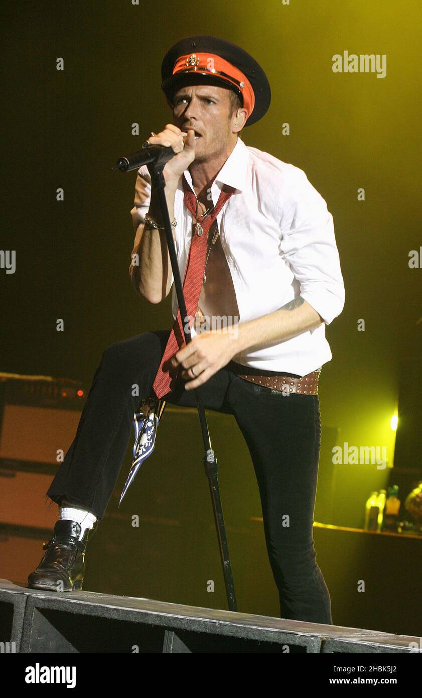 Scott Weiland de Velvet Revolver en concert au Hammersmith Apollo de Londres le 5 juin 2007. Banque D'Images