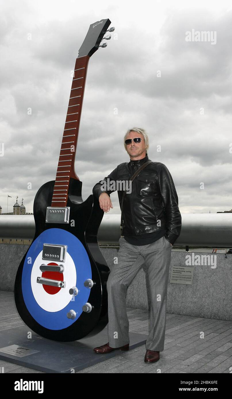 Paul Weller assistant à la Gibson Guitartown Londres dans le centre de Londres. Banque D'Images