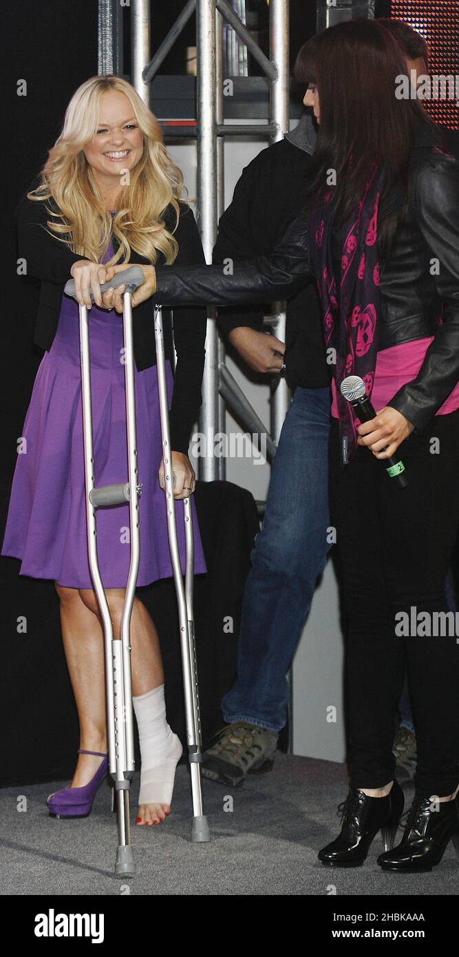 Spice Girls Emma Bunton participe au lancement du terminal 3 de New Virgin à l'aéroport de Heathrow, Londres Banque D'Images Spice Girls Emma Bunton participe au lancement du terminal 3 de New Virgin à l'aéroport de Heathrow, Londres Banque D'Images