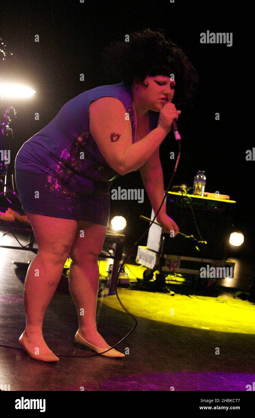 Beth Ditto des commérages en concert à l'Empire Bush du Berger à l'ouest de Londres. Banque D'Images