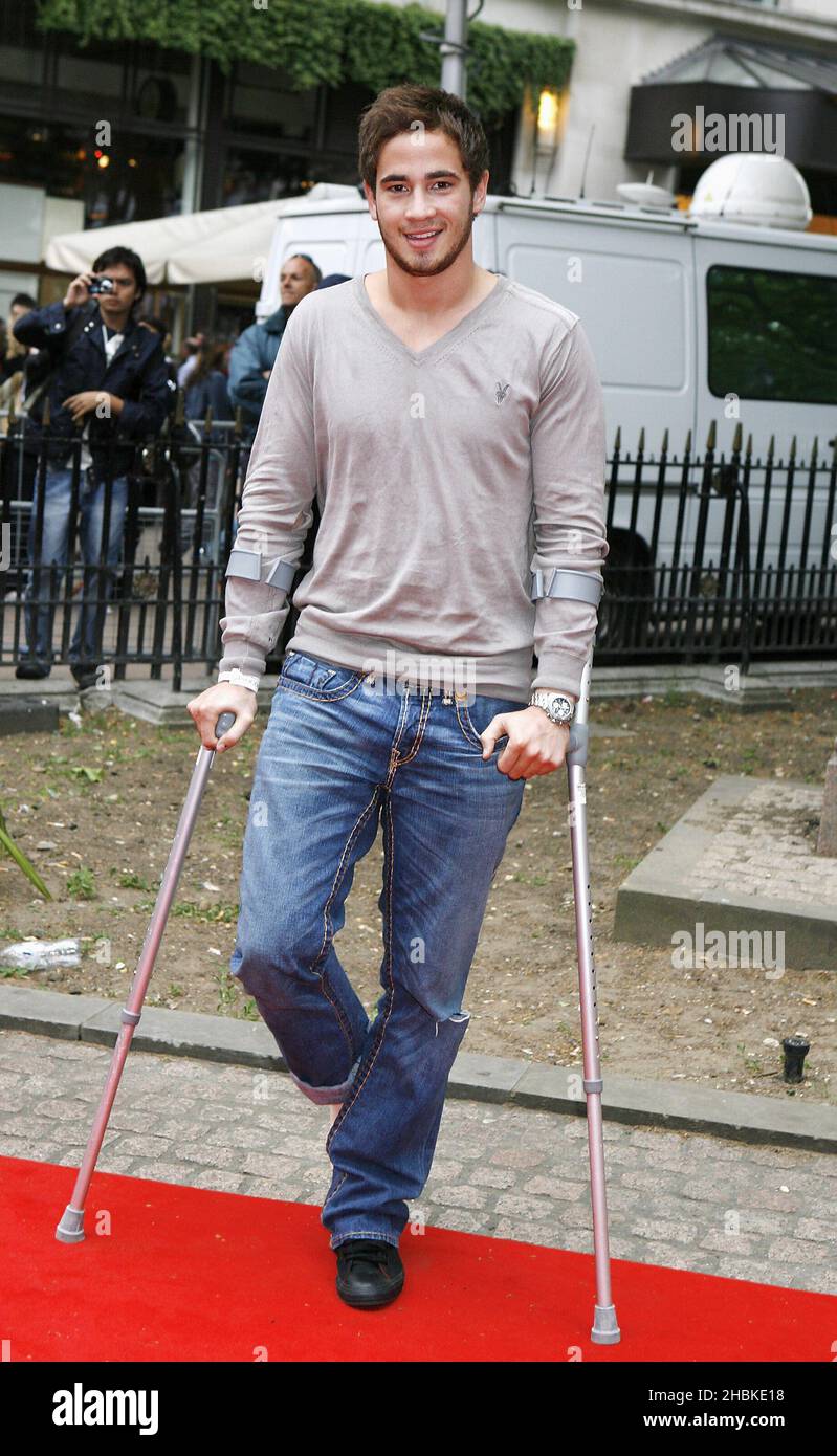 Danny Cipriani arrive pour la première du film britannique de Hancock au vue West End, Londres. Banque D'Images