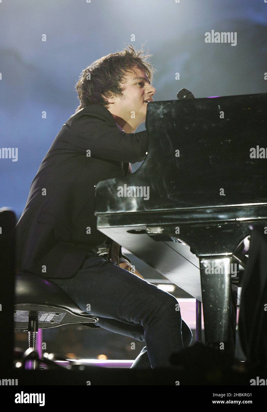 Jamie Cullum joue sur scène au concert « We Love Abba, Thank You for the Music » à Hyde Park, Londres. Banque D'Images