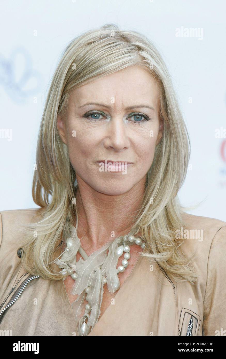 Karen Millen arrive au Bal Butterfly de Caudwell Children à Battersea Evolution, Londres. Banque D'Images