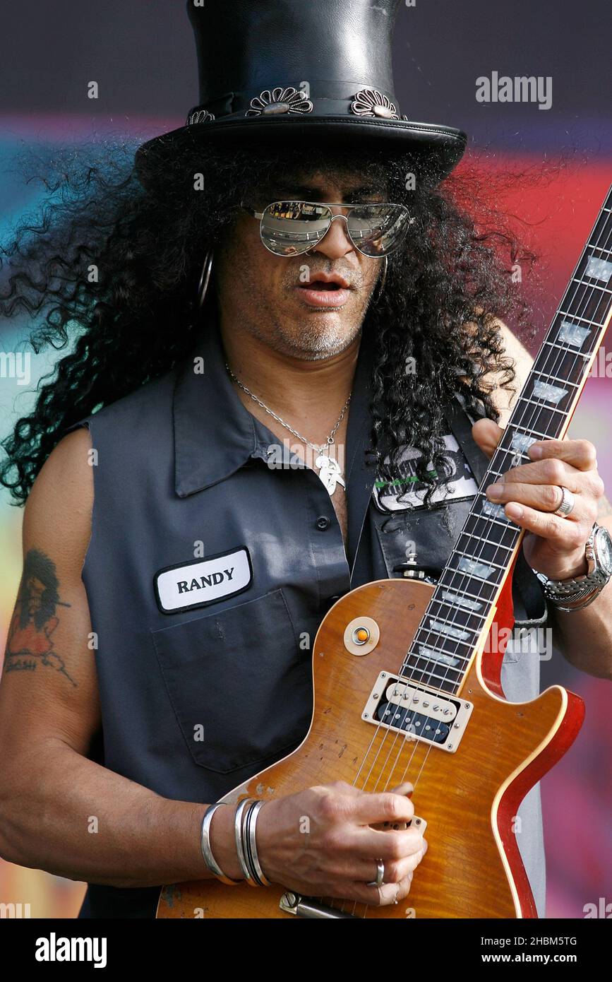 Slash se produit sur scène au Wireless Festival qui se tient à Hyde Park à Londres. Banque D'Images